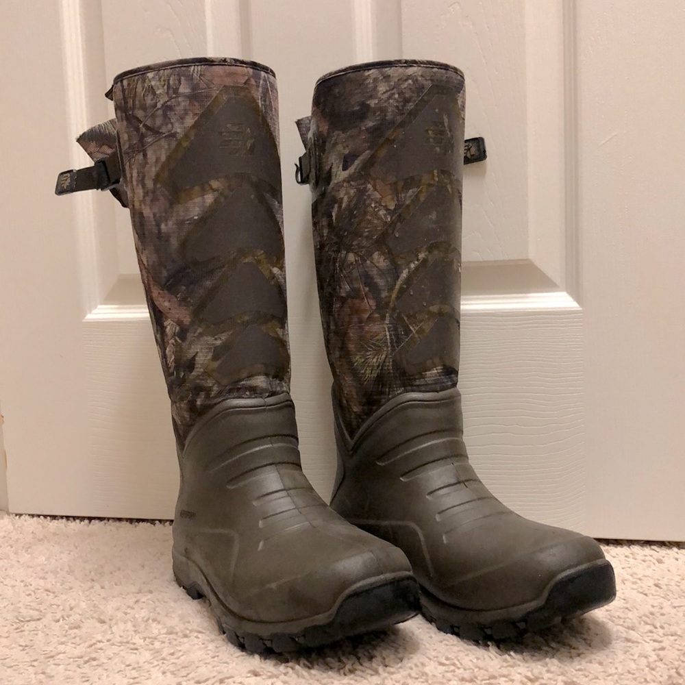 Lacrosse snake proof boots